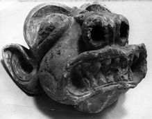 Kőfaragvány-gyűjtemény - Torzfej, 14. század, Vármúzeum